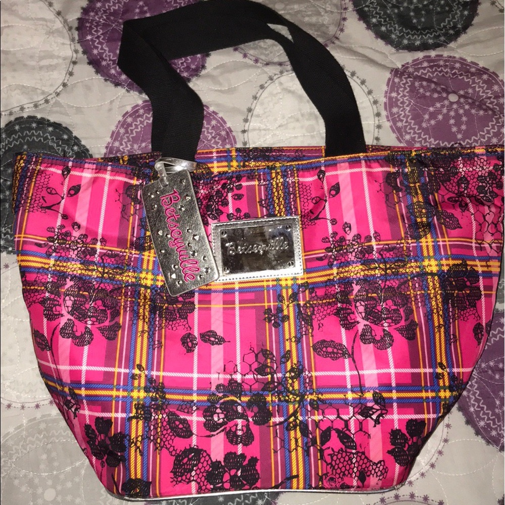 Betseyville tote 🌸